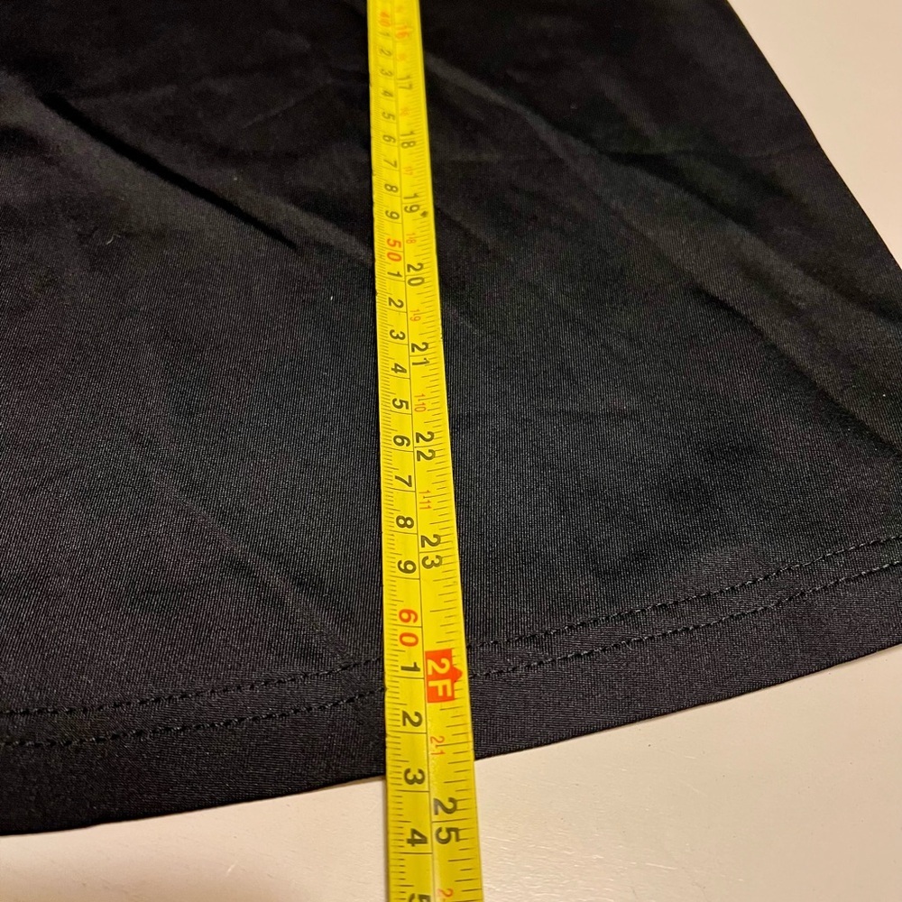 Lulu-B UPF 50+ Cooling Fabric Sleeveless V-Neck Top Black Size Small NWT new tag - Picture 3 of 9